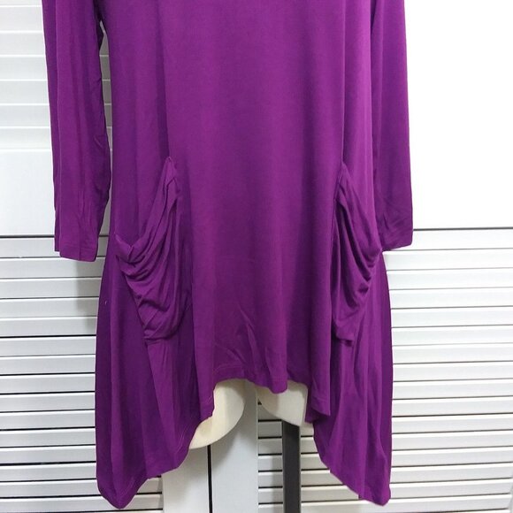 Logo by Lori Goldstein Tunic Top Sharkbite Hem Pocket Tee Purple Womens Small - Picture 3 of 11